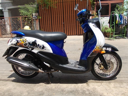 ขายฟีโน่ลายเอ็กซ์ตรีมท่อมีอาร์มปี 53 ราคา 17900 บาท