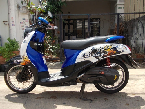 ขายฟีโน่ลายเอ็กซ์ตรีมท่อมีอาร์มปี 53 ราคา 17900 บาท