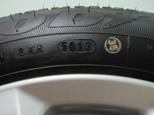 ขายล้อแม็ก Honda Jazz พร้อมยางถอดป้ายแดง ขนาด 15" วิ่งมา 50 โล ขายล้อแม็ก Honda Jazz พร้อมยางถอดป้ายแดง ขนาด 15" วิ่งมา 50 โล