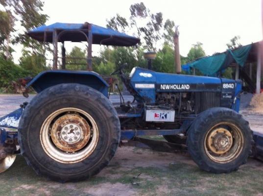 ขายรถไถ FORD NEW HOLLAND 6640