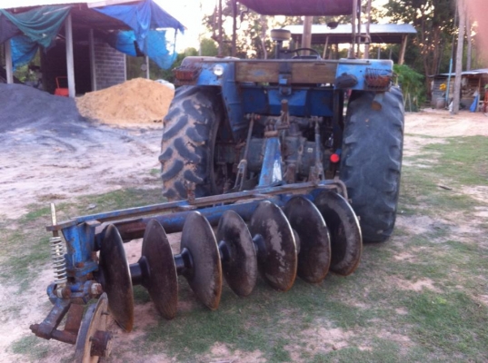 ขายรถไถ FORD NEW HOLLAND 6640 ขายรถไถ FORD NEW HOLLAND 6640