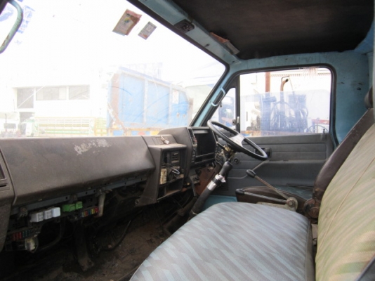 6 ล้อดั๊มเกษตร / อีซูซุ / 110 แรง