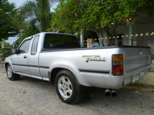 ไมตี้เอ๊กรุ่น 2.8 พลัส รถสวยน่าใช้