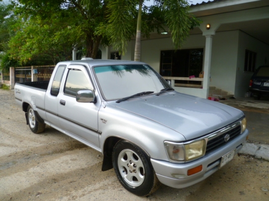 ไมตี้เอ๊กรุ่น 2.8 พลัส รถสวยน่าใช้