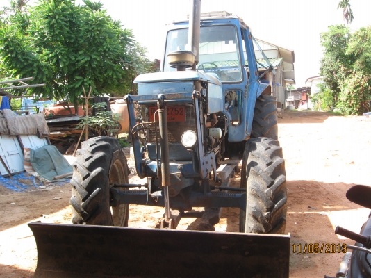 ขายรถไถ ford 7910 6 สูบ 105 hp