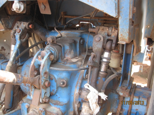 ขายรถไถ ford 7910 6 สูบ 105 hp