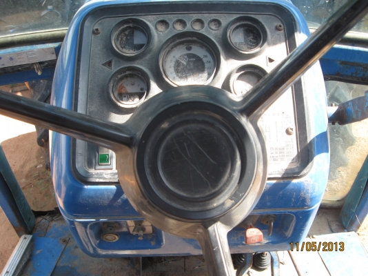 ขายรถไถ ford 7910 6 สูบ 105 hp