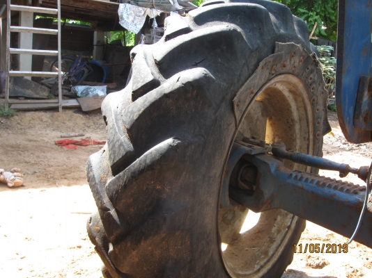 ขายรถไถ ford 7910 6 สูบ 105 hp