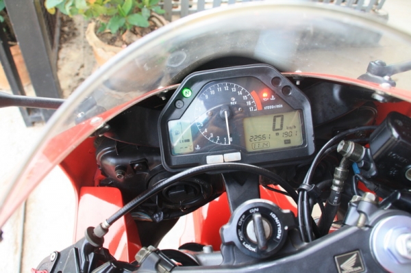ขาย CBR  600 ปี 2004 สเปค อเมริกา กล่องไม่ตัด สรรพสามิตแท้  สภพาพสวย 169000