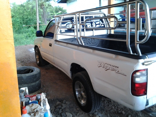 รถ พร้อมใช้ แม็ค15ยางใหม่4เส้น เครื่องดี เชชซีสวย ปี2001