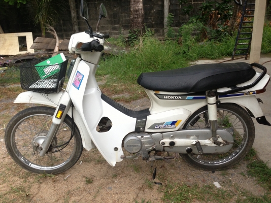 สำหรับนักสะสม. ดรีมคุรุสภา สีขาว สวยๆๆ ทะเบียนเต็มพร้อมโอน รถเดิม