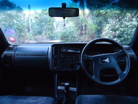 ขาย VOLVO 460GLT เกียร์ธรรมดา ใช้งานได้ดี 85,000