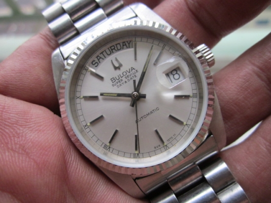 +++++ BULOVA ขอบหยักทรงกัปตัน +++++
