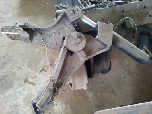 มือจับ+กระบอกไฮโดรลิก มือจับ+กระบอกไฮโดรลิก