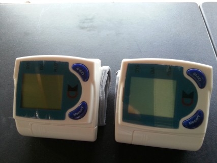 เครื่องวัดความดันโลหิตแบบพกพา