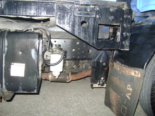 ISUZU รถสี่ล้อ NHR 55 E เครื่องดีเซล 4JB1หัวยกได้ เครื่องดี คัซซีสวยมาก แอร์เย็น ทะเบียนวิ่ง24ชม. ISUZU, รถบรรทุก 4 ล้อ  สีน้ำเงิน เกียร์ธรรมดา ทะเบียนป้ายเขียวไม่ติดเวลา  รถ4ล้อ NHR55E เครื่องยนต์ดีเซล4JB1 เครื่อง2800cc.หัวยกได้ เครื่องดีไม่มีไอแน่นฯ คัซ