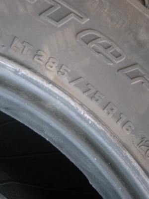 ขาย BF ALL 285 75 16 ดอกเต็ม เหมือนเบิกใหม่ made in usa.