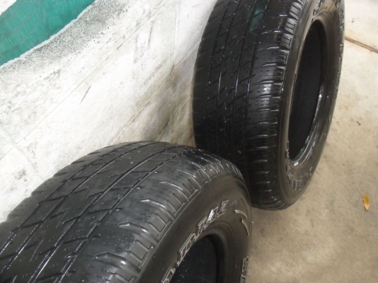 ยาง SAVERO 245/70R17 ปี08 สวยๆ 1 คู่ ยาง SAVERO 245/70R17 ปี08 สวยๆ 1 คู่