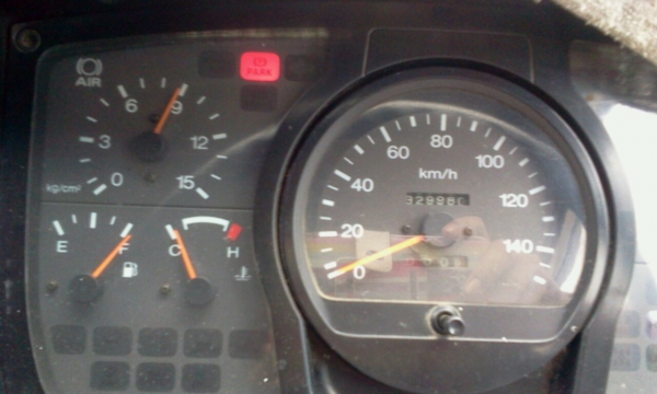 NISSAN DIESEL 320 หัวบางเดิม เครื่องเดิม เฉพาะหัวพร้อมขายค่ะ