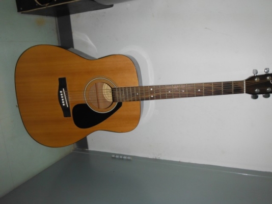 ขายกีต้าโป่ง YAMAHA F310 ขายกีต้าโป่ง YAMAHA F310