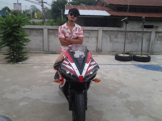 ขาย r1 2004 กุญแจชิป inv ออกชื่อคนซื้อ 190000 ต่อรองได้ครับ ส่งได้ทั่วประเทศ