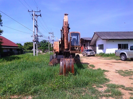 ขายด่วน รถขุดล้อยาง HITACHI EX100-1เท่า KOMATSU PW100-1 รถสวย พร้อมใช้งาน มีใบเสร็จ ลดราคาพิเศษจาก 670,000 บาท.