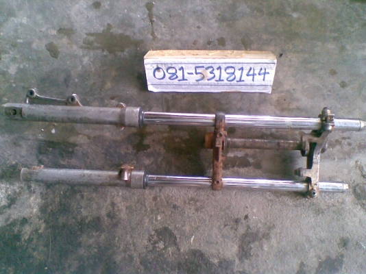 โช้คหน้า VR,NSR, NOVA / แผงคอ DASH / กระบอกโช้ค SONIC /  -  นัดเชียงใหม่