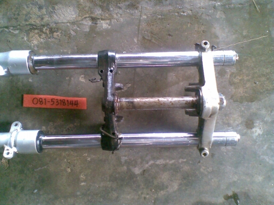 โช้คหน้า VR,NSR, NOVA / แผงคอ DASH / กระบอกโช้ค SONIC /  -  นัดเชียงใหม่