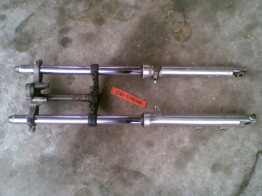 โช้คหน้า VR,NSR, NOVA / แผงคอ DASH / กระบอกโช้ค SONIC /  -  นัดเชียงใหม่