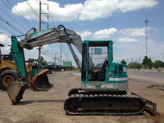 ขายรถแบคโฮ KOMATSU PC75UU-1 มีVDOครับ นำเข้าจากญี่ปุ่น สนใจติดต่อ 081-2990958 ขายรถแบคโฮ KOMATSU PC75UU-1 มีVDOครับ นำเข้าจากญี่ปุ่น สนใจติดต่อ 081-2990958