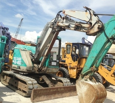 ขายรถแบคโฮ KOMATSU PC75UU-1 มีVDOครับ นำเข้าจากญี่ปุ่น สนใจติดต่อ 081-2990958