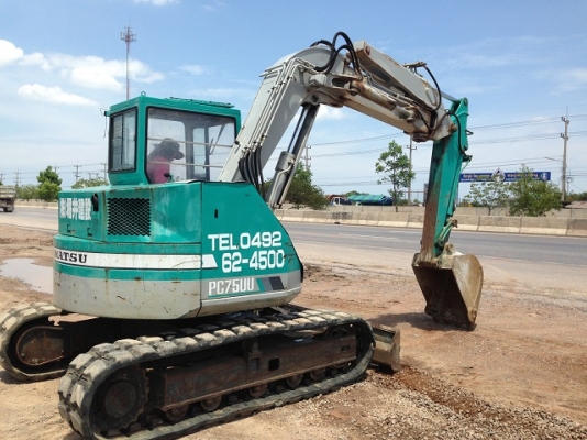 ขายรถแบคโฮ KOMATSU PC75UU-1 มีVDOครับ นำเข้าจากญี่ปุ่น สนใจติดต่อ 081-2990958 ขายรถแบคโฮ KOMATSU PC75UU-1 มีVDOครับ นำเข้าจากญี่ปุ่น สนใจติดต่อ 081-2990958