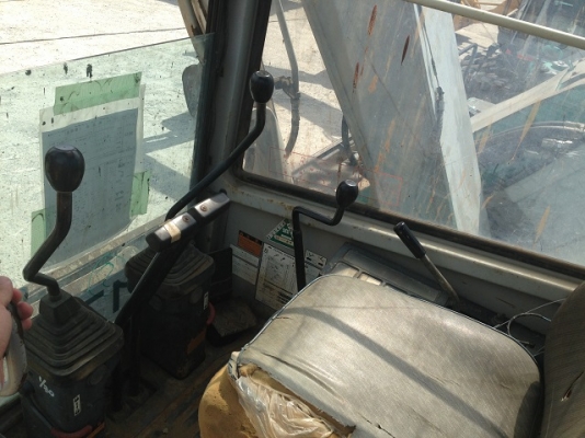 ขายรถแบคโฮ KOMATSU PC75UU-1 มีVDOครับ นำเข้าจากญี่ปุ่น สนใจติดต่อ 081-2990958 ขายรถแบคโฮ KOMATSU PC75UU-1 มีVDOครับ นำเข้าจากญี่ปุ่น สนใจติดต่อ 081-2990958