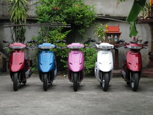ขายรถป๊อป HONDA DIO AF18 เครื่องยนต์ 50 cc รถมือ 2 รถนำเข้าจากญี่ปุ่น สภาพสวยมาก ๆ ขับง่าย ๆ เกียรออโต สตาร์มือ เท้า ประหยัดน้ำมัน มีรูปให้ชม