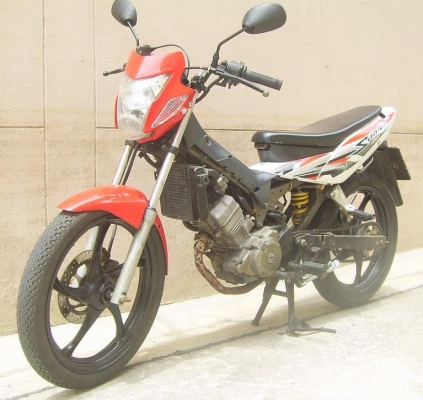 ขาย Honda Sonic  จดทะเบียนปี 45 พรบ.หมด เม.ย.56