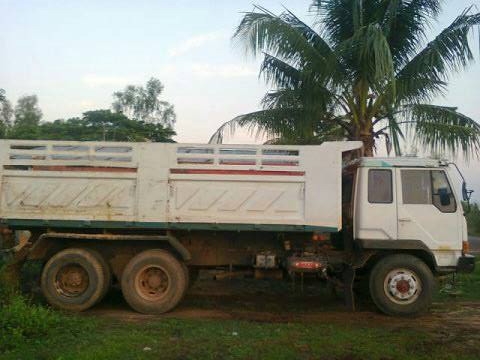 ***ขายแล้วครับขอบคุณ Truck2hand ขาย ขาย ***ดาวน์*** 10ล้อ2เพลาดั๊ม "ไอ้หลง" 195  MITSU FN527M-A2xxxx เครื่องเดิม6d16 195 แห้งดีไม่เยิ้ม เกียร์เดิม 10สปีด ช่วงล่างแน่นๆคัสซีสวย กระบะดั๊มสามมิตร สภาพสวย หัวบางดีสีสวย พ.พาวเวอร์ แอร์เย็น เบรคใหญ่เพ