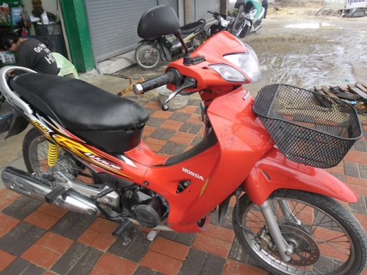 เวฟ125sสตาร์ทมือปี47กุญแจใหญ่รถบ้านเครื่องดีสีสวยเอกสารครบ เวฟ125sสตาร์ทมือปี47กุญแจใหญ่รถบ้านเครื่องดีสีสวยเอกสารครบ