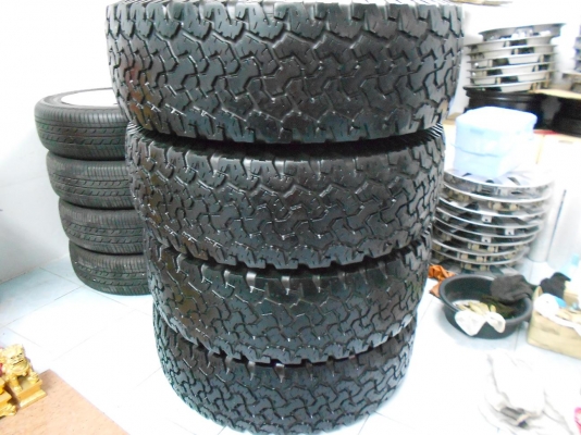 ขายล้อแม็ก Fortuner ขอบ 16 พร้อมยาง BF All 265/75/16 ปี 07/เทิร์นได้-ใส่ฟรี