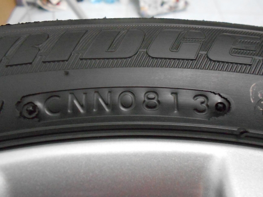 ขายล้อแม็ก มิราจ ขอบ 14 พร้อมยางป้ายแดงปี 13 /เทิร์นได้-ใส่ฟรีค่ะ ขายล้อแม็ก มิราจ ขอบ 14 พร้อมยางป้ายแดงปี 13 /เทิร์นได้-ใส่ฟรีค่ะ