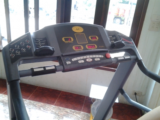 ขายลู่วิ่งไฟฟ้า ยี้ห้อ HORIZON FITNESS มอเตอร์2แรง ลดราคาเหลือเพียง 10,500 บาท