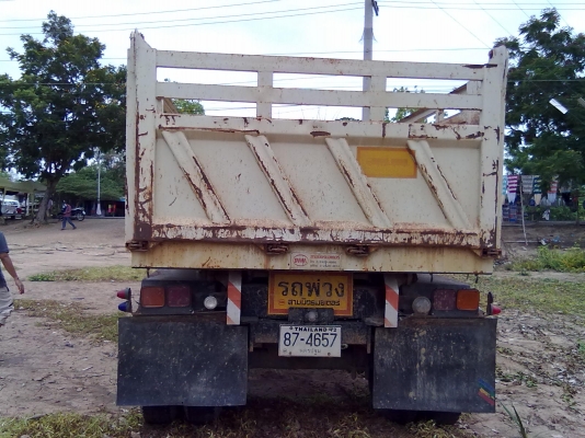 ขายหางพ่วงสามมิตร ดั้ม 12 ตัน ราคา 520000 สนใจติดต่อคุณชลอ 081-2568658
