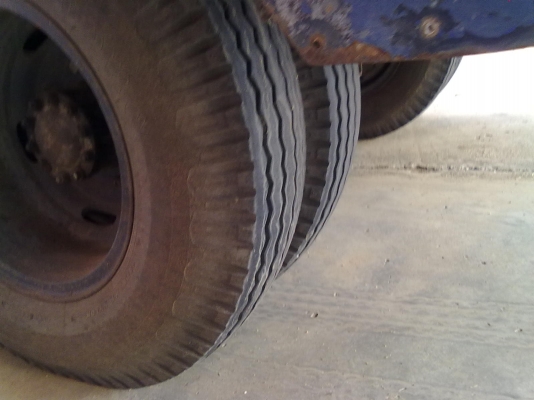 ็FB 113 ตู้แห้ง