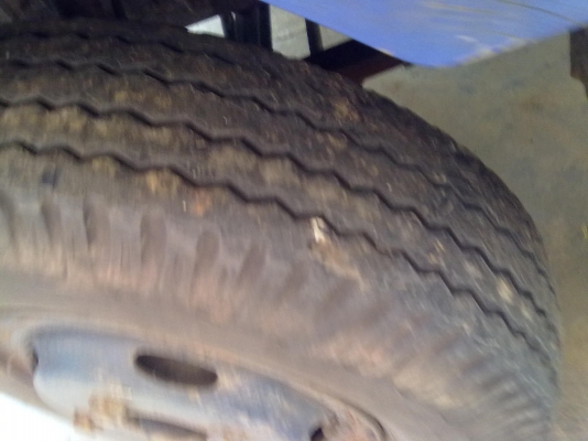 ็FB 113 ตู้แห้ง