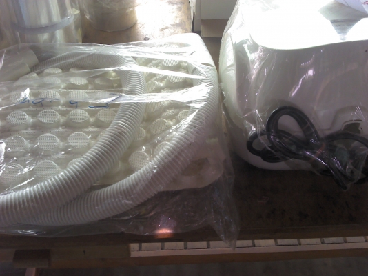 เครื่องนวดสปาพร้อมแผ่นนวดด้วยฟองอากาศที่เอาไว้นอนในอ่างอาบน้ำที่บ้านได้เลย