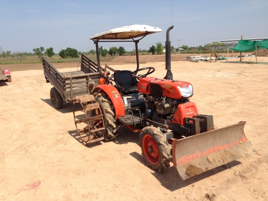 ขายรถไถคูโบต้าRT 140 PTO สภาพสวยสด มีภาพวีดีโอ เครื่องดีเดิมๆแน่น แรงพร้อมใช้สภาพสวยทั้งคัน rnมีดันห