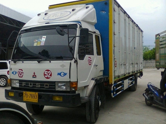 MITSUBISHI FUSO FK457