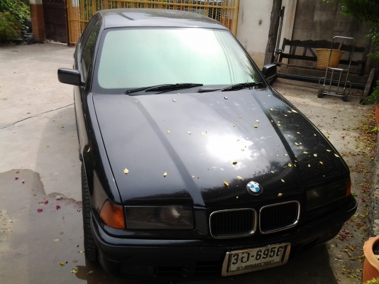 ขายรถ BMW 318i ปี 93 เครื่อง1800cc. 155,000 บาท