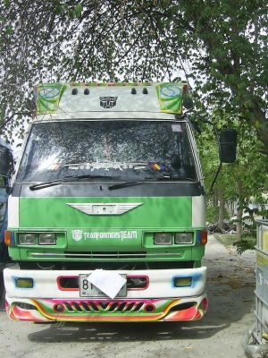 ขาย รถบรรทุก 6 ล้อ HINO FC  เครื่องยนต์ 168 แรงม้า กระบะยาว 5.50  เมตร