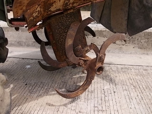 รหัส:13001154รถพรวนดินเดินตามใช้เครื่องG35-ZKขนาด4.5PS.พร้อมใช้งานโรตารี่กว้าง50cm.สภาพสวยพร้อมทำงาน