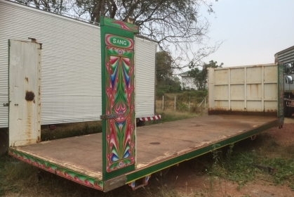 ขายกระบะเปือย น้ำหนักเบา ยาว 8 ม. กว้าง 2.55 ม. คัสซี 87 ซม. สวย สนใจติดต่อ 089-5367218. 081-4252943